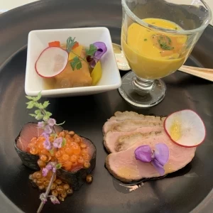 前菜から満足感の高い料理です。|558235さんのラ・マーレ プライベートガーデン(営業終了)の写真(983284)