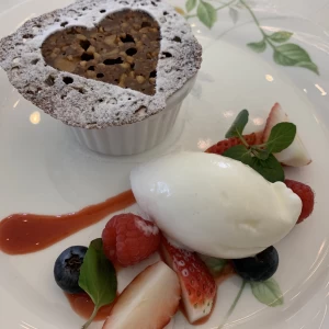 デザートも絶品です。忘れられないアジです。|558235さんのラ・マーレ プライベートガーデン(営業終了)の写真(983286)