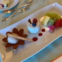 デザートのケーキ