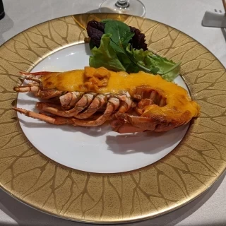 オマールエビです。ゲストから好評でした。