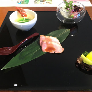 試食
