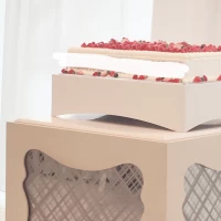 ウェディングケーキ