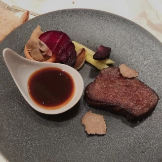 お肉料理も美味しかったです