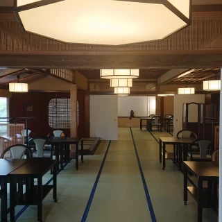 大人数用会場の雰囲気(通常時)
