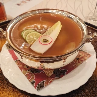 試食会のフカヒレスープ