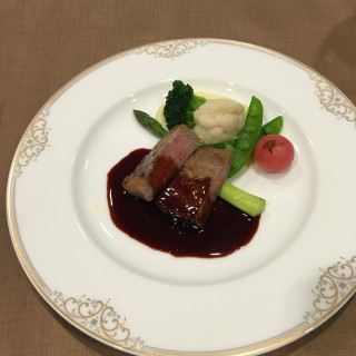メインのお肉料理
