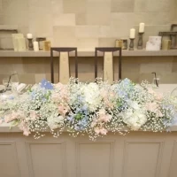 披露宴内の花