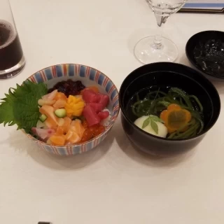 海鮮寿司とお吸い物