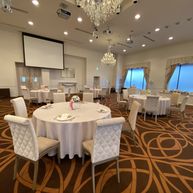 「最高の一日」～Wonderful Wedding～の披露宴会場の写真（3枚目）