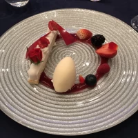 デザートは見た目も可愛くて美味しかったです。