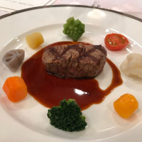 メインの肉料理