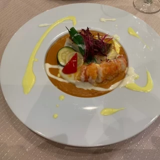 新郎新婦飲みで食事（メイン魚料理）