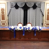 メインテーブルの装花です