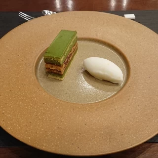抹茶のミルフィーユ？と柚のアイス