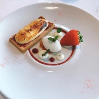 苺の酸味が生かされたデザート♡