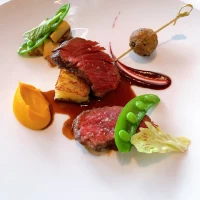 メインのお肉料理