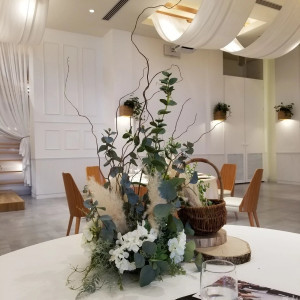テーブル装花|560350さんのスイート ヴィラ シーンズの写真(1048607)