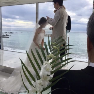 チャペルから海が見えます