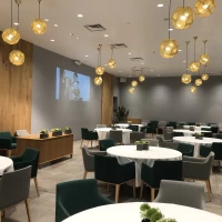 地下の披露宴会場