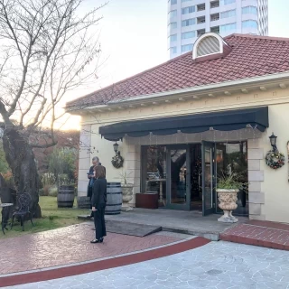 レストランがゲストの控室になります