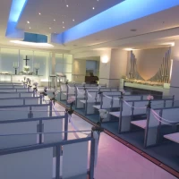 クリスタルのチャペル