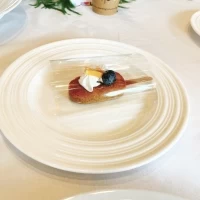 新郎新婦からのプレゼントのデザート