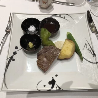 お肉がたまらなく美味しいです