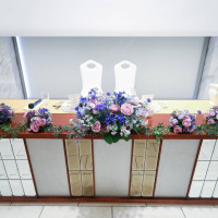 メインテーブルの造花で70000円のものです。