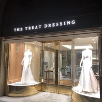 提携ドレス店