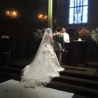 新郎新婦だけを照らすスポットライトの演出