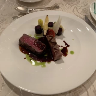 メイン