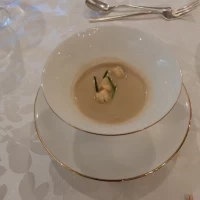 スープ。ちょうどいい量です。