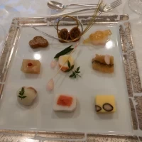 前菜。女子好みのカラフルな前菜。
