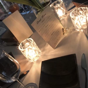 ゲストテーブルにキャンドルを置いてもらいました。オススメです|561473さんのラソールガーデン大阪(営業終了)の写真(1019742)