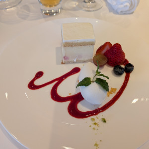 ウエディングケーキ|561483さんのリストランテKubotsu (ひらまつウエディング)の写真(2550965)