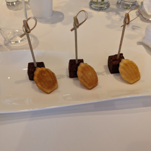 小菓子|561483さんのリストランテKubotsu (ひらまつウエディング)の写真(2550964)