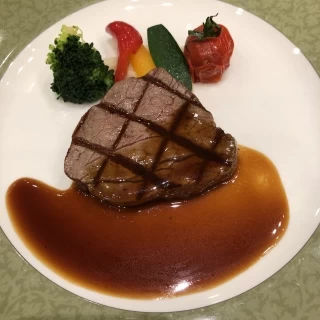 お肉料理