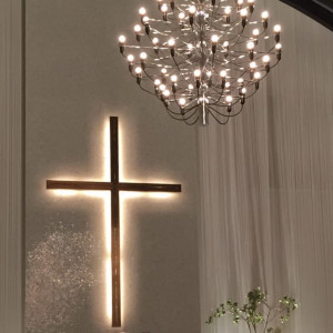 大きな十字架が迫力あり！|561609さんのロイヤルオークホテル スパ&ガーデンズ（ウエディング取扱終了）の写真(1019741)