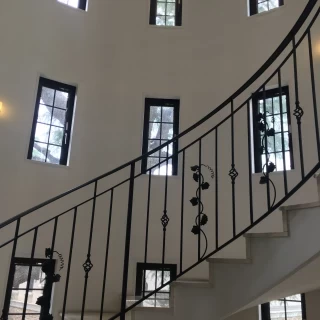 螺旋階段も雰囲気があり素敵でした。
