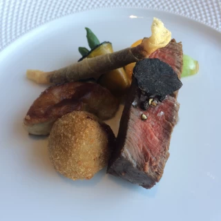 試食したメインの牛フィレ肉