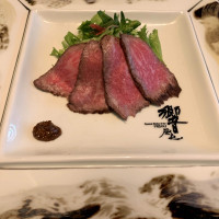 試食で頂いたメイン料理のお肉。とても柔らかくおいしいです。