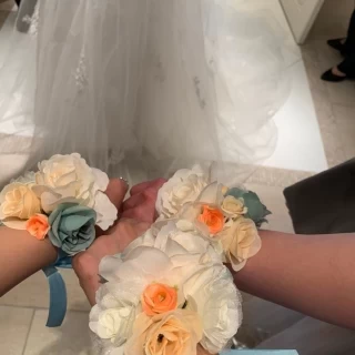 ブライズメイドに渡したリストブーケ