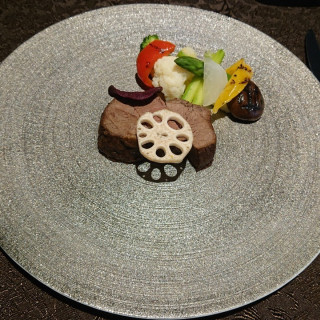 メイン