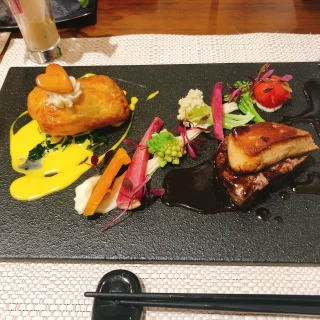 試食で頂いた料理。とにかく美味しく、見た目にもこだわりがある
