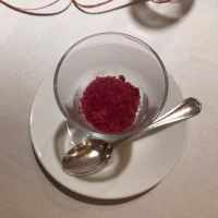 なにかな？と思わせる料理