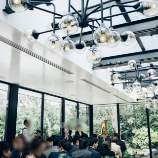 開放感溢れるチャペル