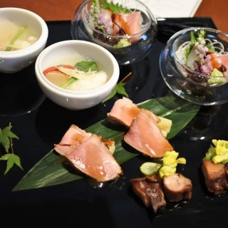 ローストビーフ・刺身（試食用ハーフサイズ）