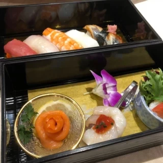 新鮮なネタのお寿司