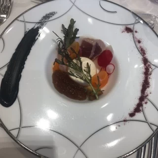 魚料理だけ好き嫌いが少し別れるかもと思いました。