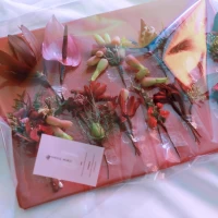 ヘッドアクセサリー用の花